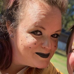 Meet your Posher, Kellie